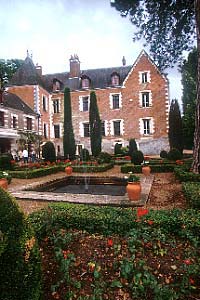 Clos Luc, Loire chateaux